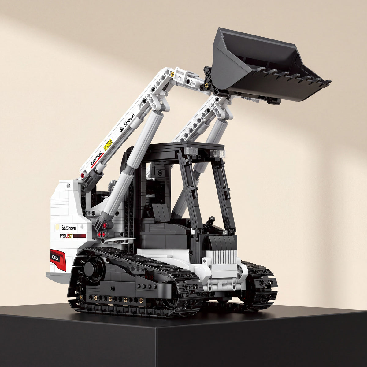 Reobrix 22004A remote controlled compact track loader building set — photo 3 of 5