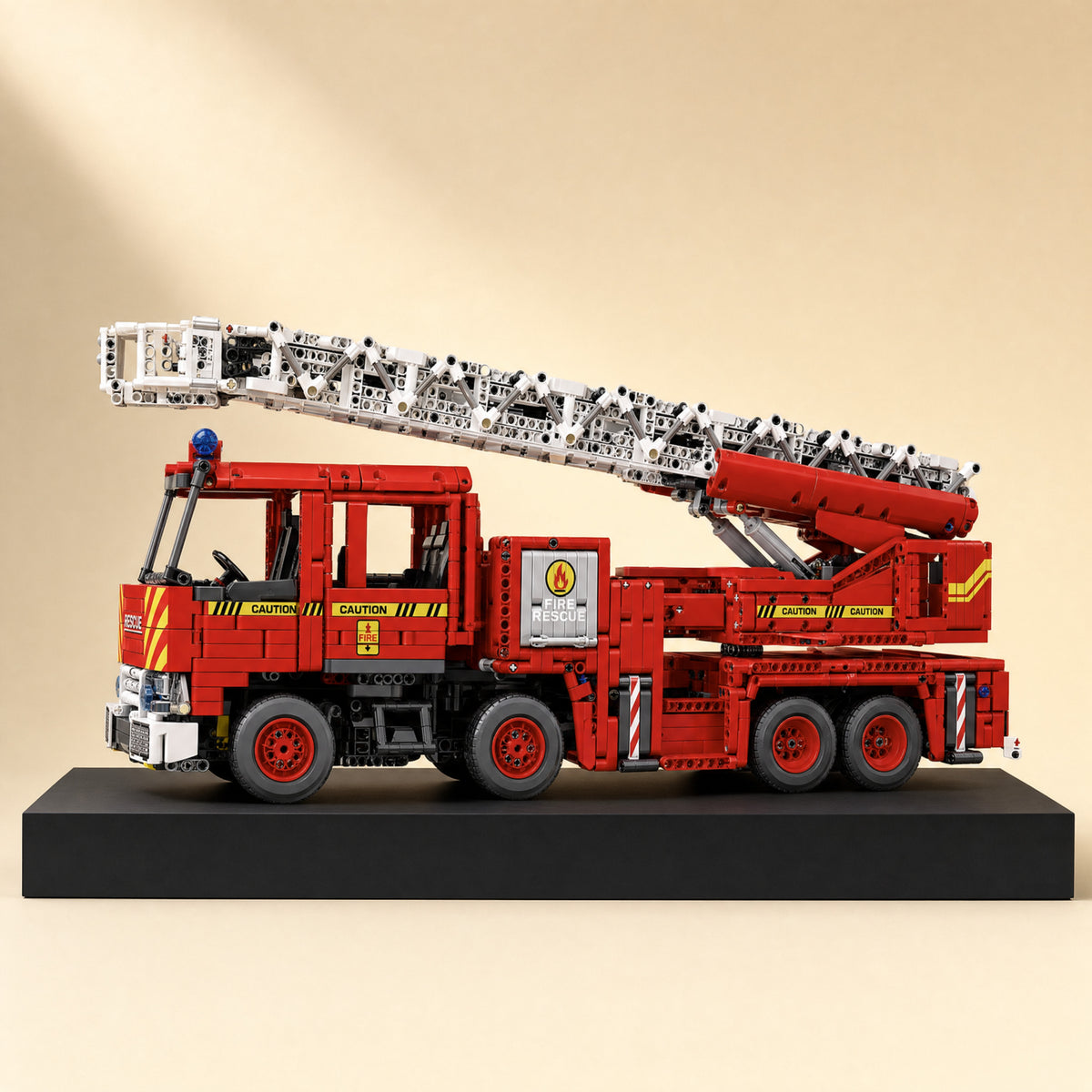 Reobrix 22005 remote controlled fire ladder truck building set — photo 2 of 3