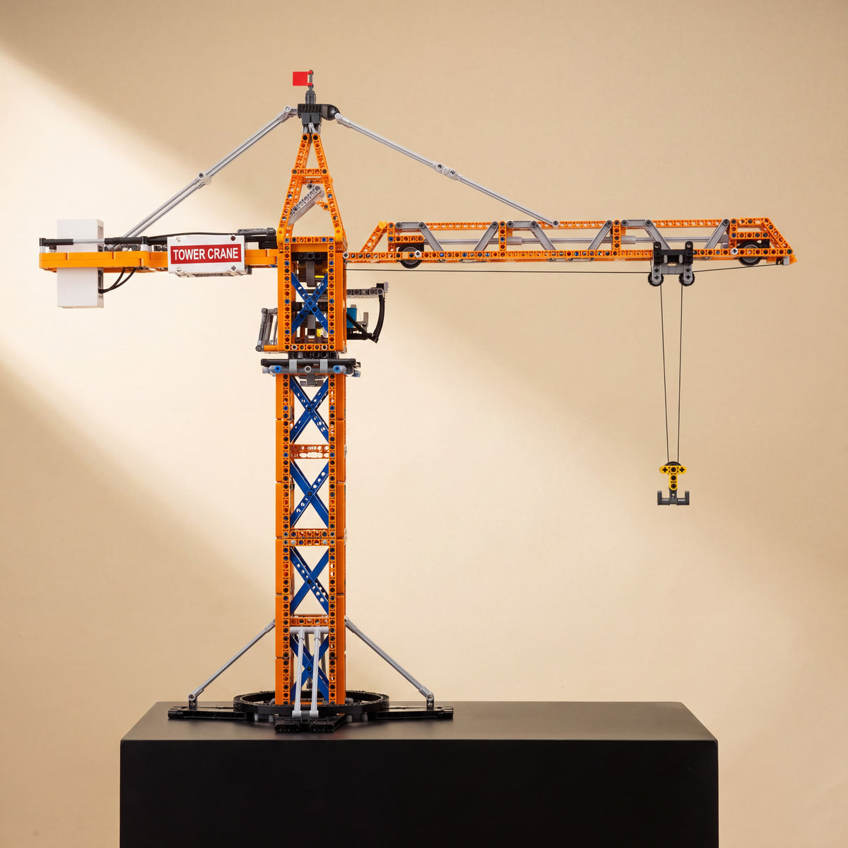Reobrix 22013 remote controlled tower crane building set — photo 2 of 3