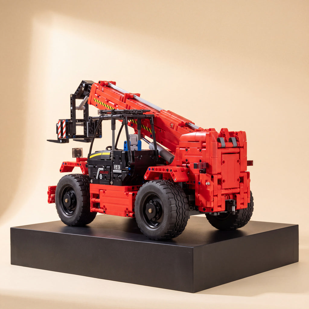 Reobrix 22020 telehandler building set — photo 3 of 4