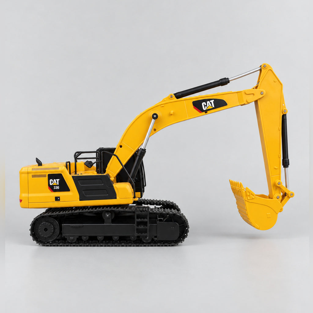 CAT 336 excavator 1:35 RC — photo 6 of 8