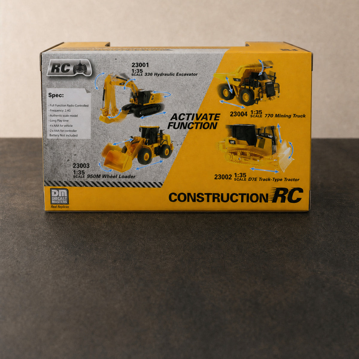 CAT 950M wheel loader 1:35 RC — back of the box
