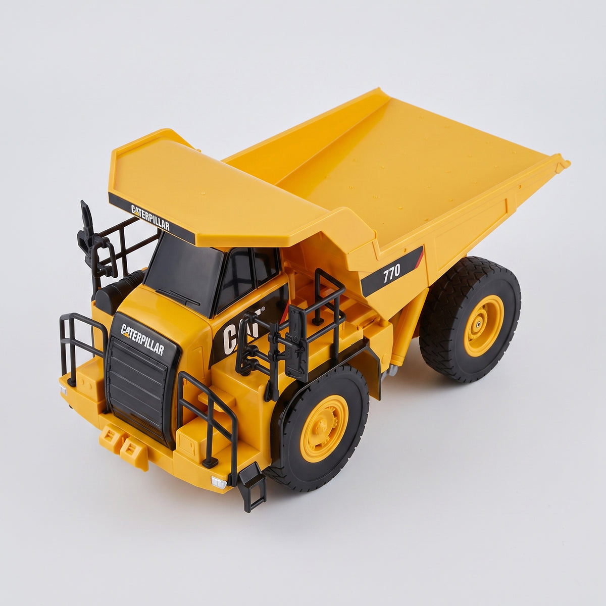 CAT 770 mining truck 1:35 RC — photo 4 of 8