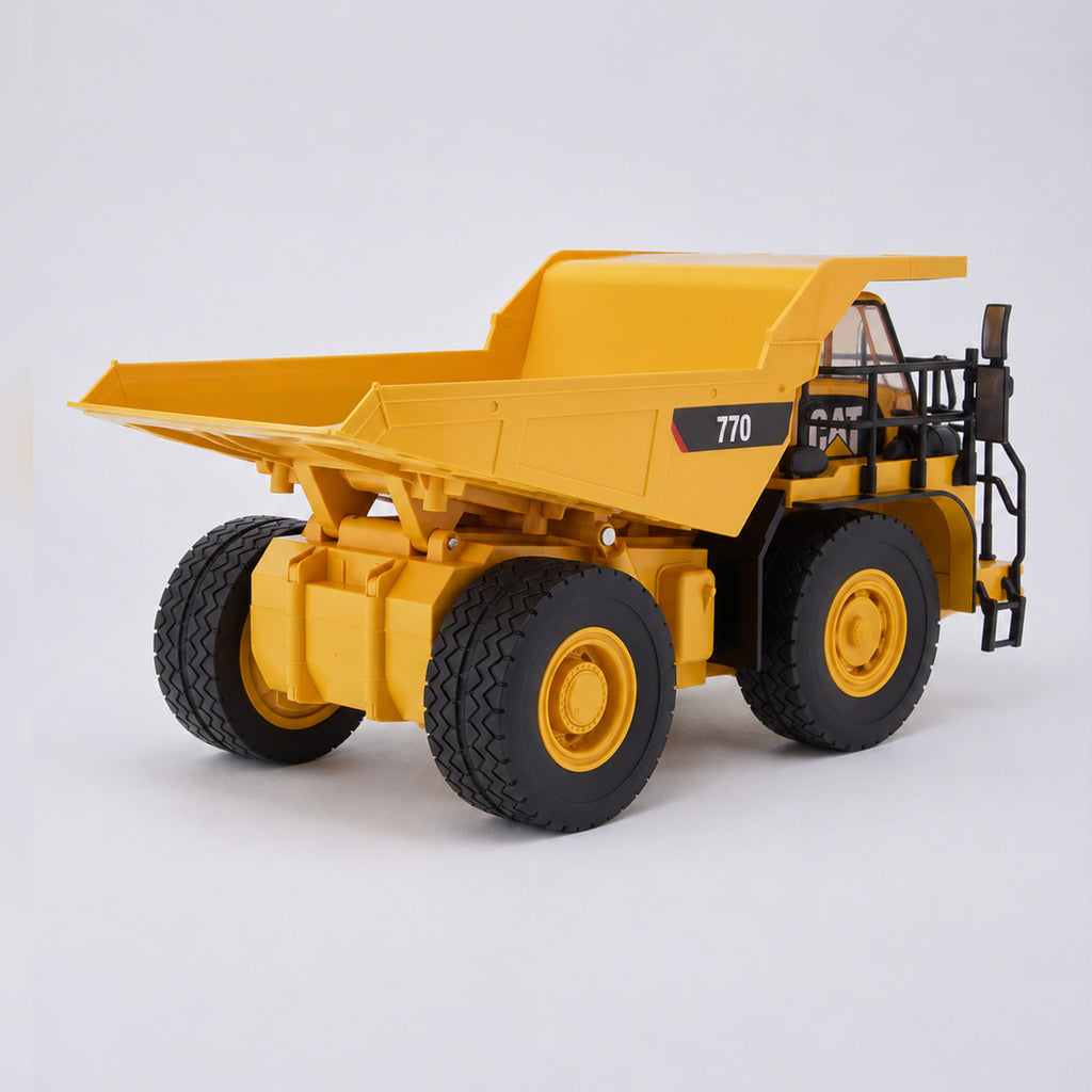 CAT 770 mining truck 1:24 RC — photo 6 of 7