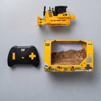 Mini CAT D7E track-type tractor 1:64 RC — photo 1 of 6